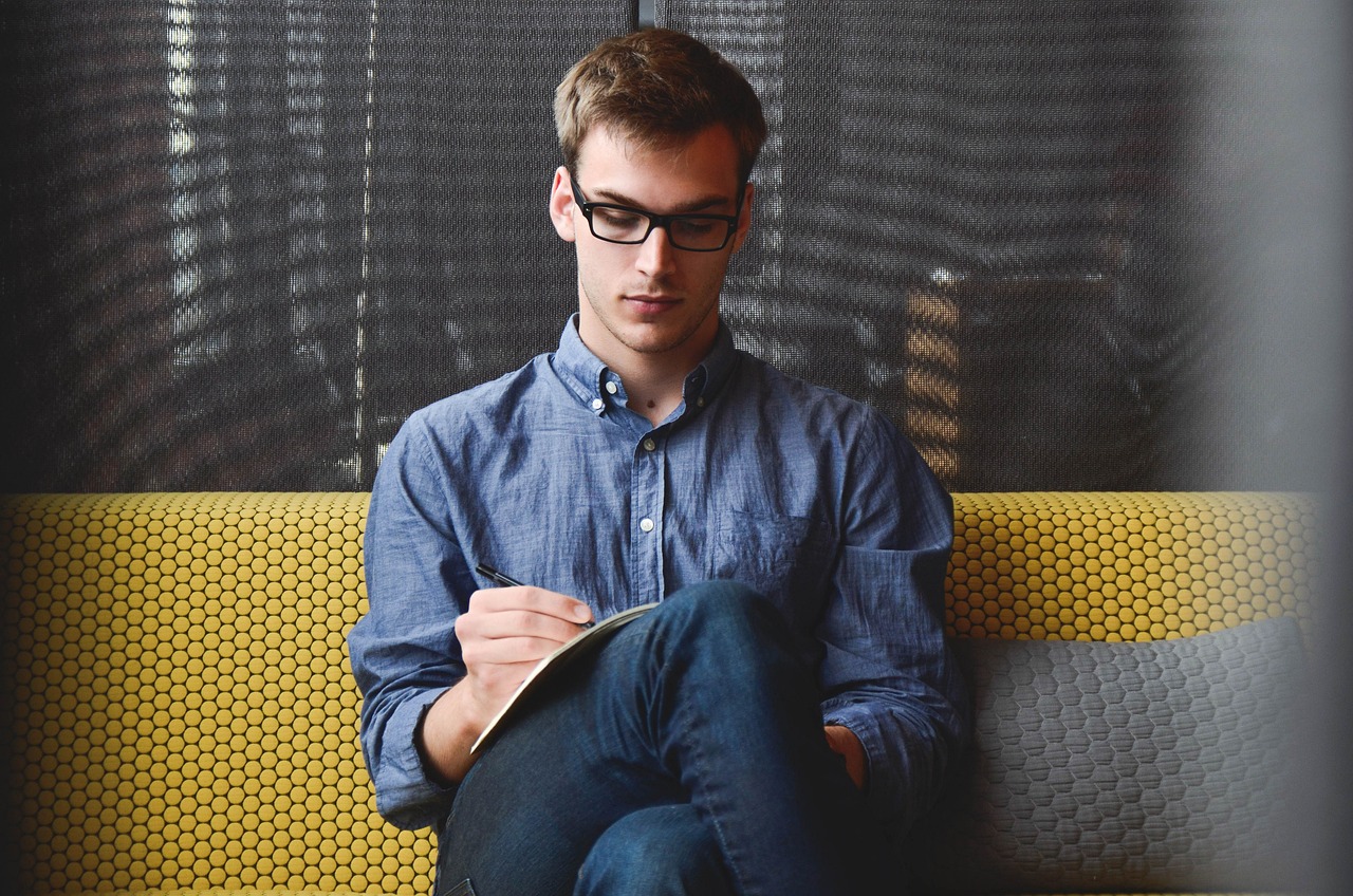10 Tips For Building A Small Business From Home